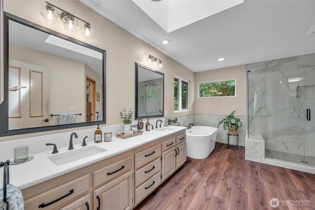 18817 NE 157th Street, Woodinville, WA 98072