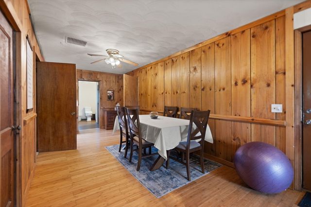 939 Bear Pen Creek Road, Campton, KY 41301