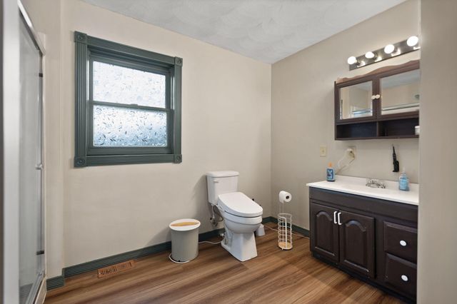 939 Bear Pen Creek Road, Campton, KY 41301