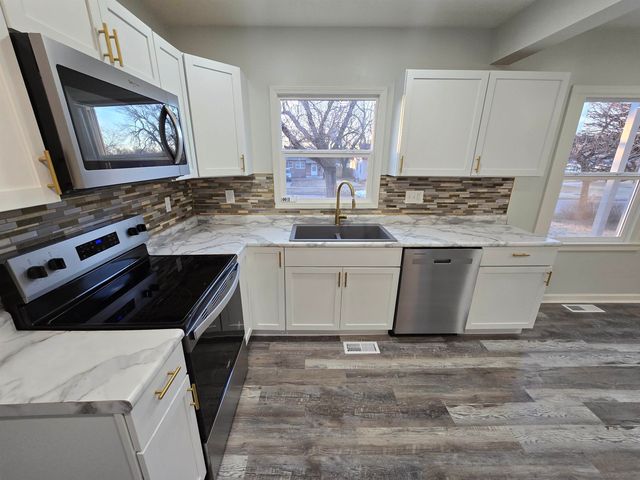 646 N Battin, Wichita, KS 67218