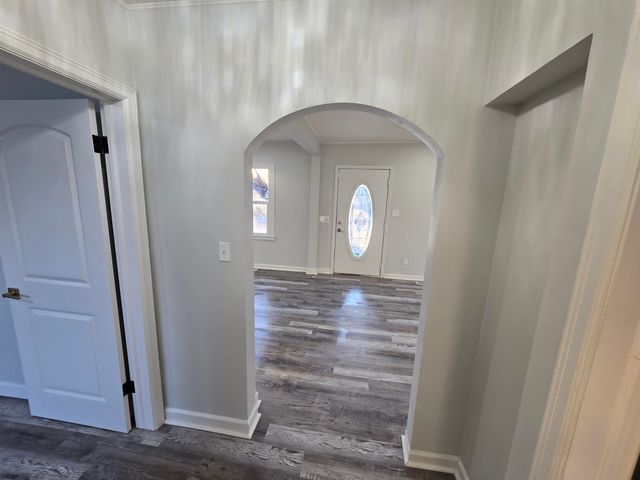 646 N Battin, Wichita, KS 67218