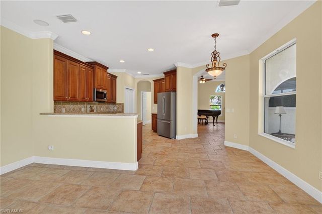 12585 Gemstone CT, Fort Myers, FL 33913