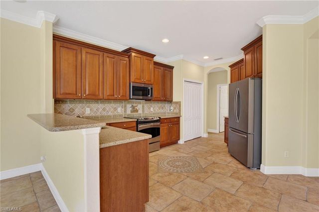 12585 Gemstone CT, Fort Myers, FL 33913