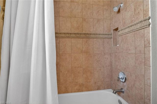 12585 Gemstone CT, Fort Myers, FL 33913