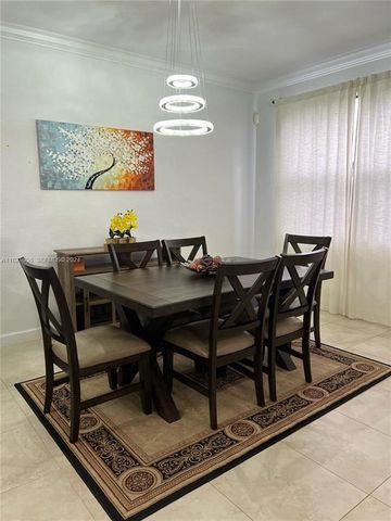 9628 Town Parc Circle S, Parkland, FL 33076