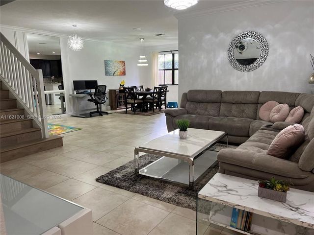 9628 Town Parc Circle S, Parkland, FL 33076