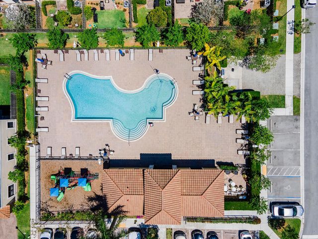 9628 Town Parc Circle S, Parkland, FL 33076