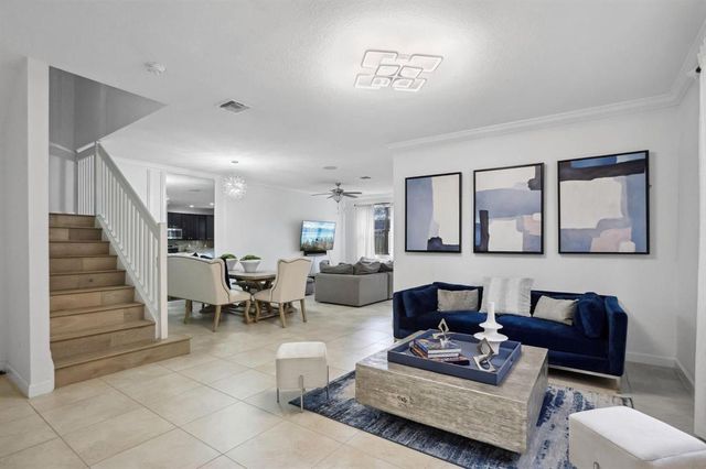 9628 Town Parc Circle S, Parkland, FL 33076