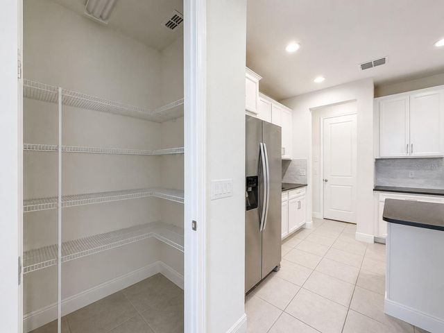 2404 ARCH AVE, Oldsmar, FL 34677