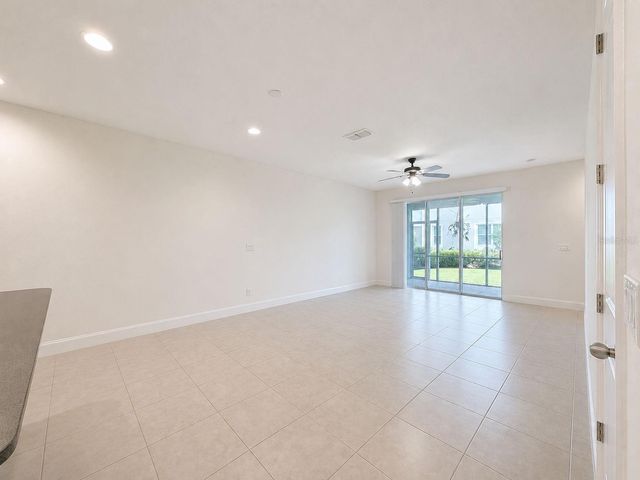 2404 ARCH AVE, Oldsmar, FL 34677