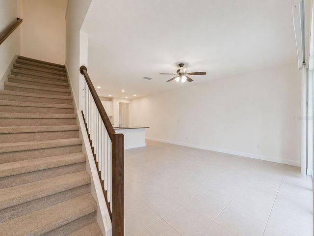 2404 ARCH AVE, Oldsmar, FL 34677