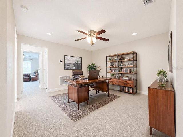 2404 ARCH AVE, Oldsmar, FL 34677