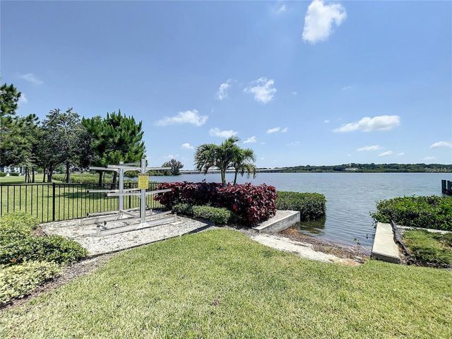 2404 ARCH AVE, Oldsmar, FL 34677