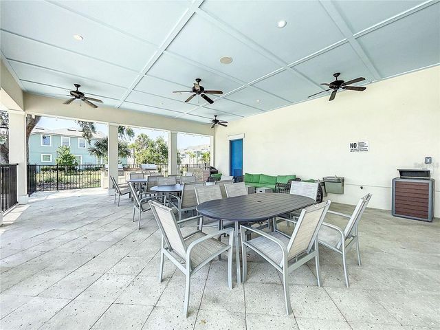 2404 ARCH AVE, Oldsmar, FL 34677