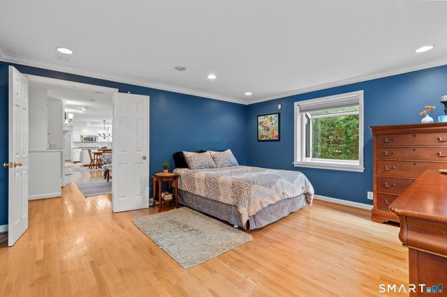30 Fox Chase Lane, West Hartford, CT 06107