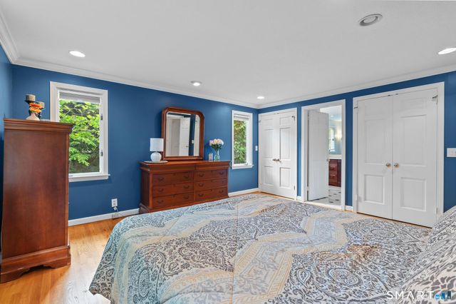 30 Fox Chase Lane, West Hartford, CT 06107
