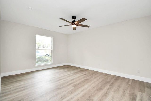 7575 Katy Freeway 30, Houston, TX 77024