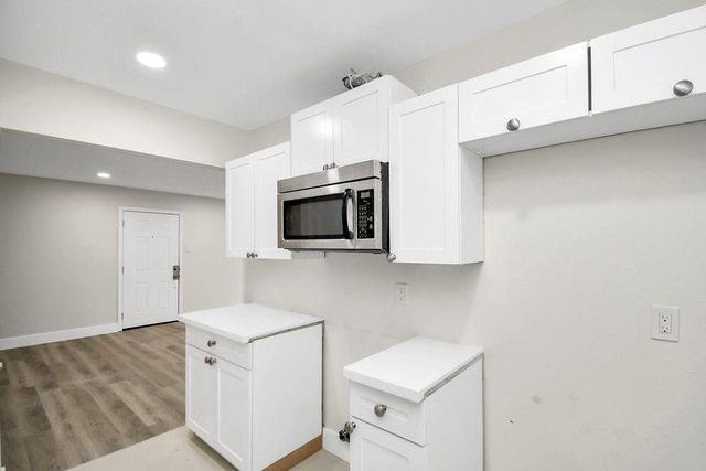7575 Katy Freeway 30, Houston, TX 77024