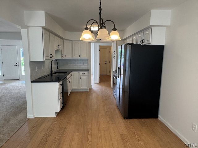 26 Orangewood Drive, Clay, NY 13090