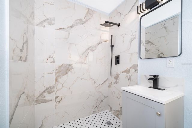 520 HILLSIDE DRIVE, Lakeland, FL 33803