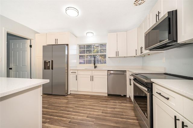 520 HILLSIDE DRIVE, Lakeland, FL 33803