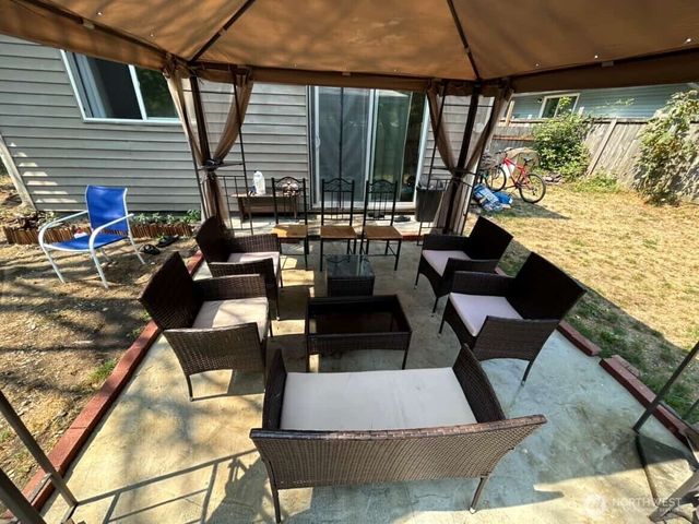 12119 SE 319th Place, Auburn, WA 98092