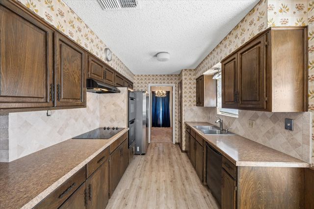 205 N Jobson Road, Sunnyvale, TX 75182