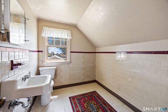39 Central Avenue, West Haven, CT 06516