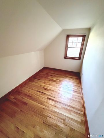 39 Central Avenue, West Haven, CT 06516