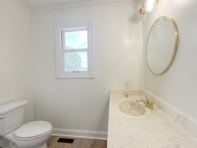 6606 Highway 52, W, Lafayette, TN 37083