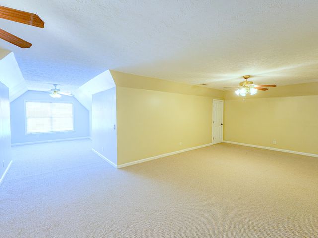 6606 Highway 52, W, Lafayette, TN 37083
