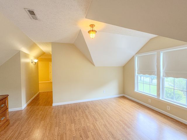6606 Highway 52, W, Lafayette, TN 37083