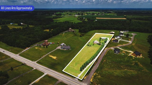 6606 Highway 52, W, Lafayette, TN 37083