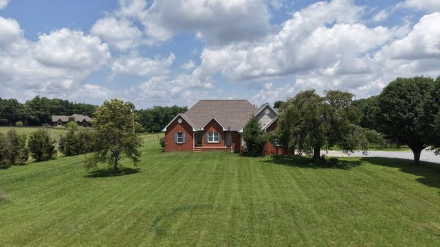 6606 Highway 52, W, Lafayette, TN 37083