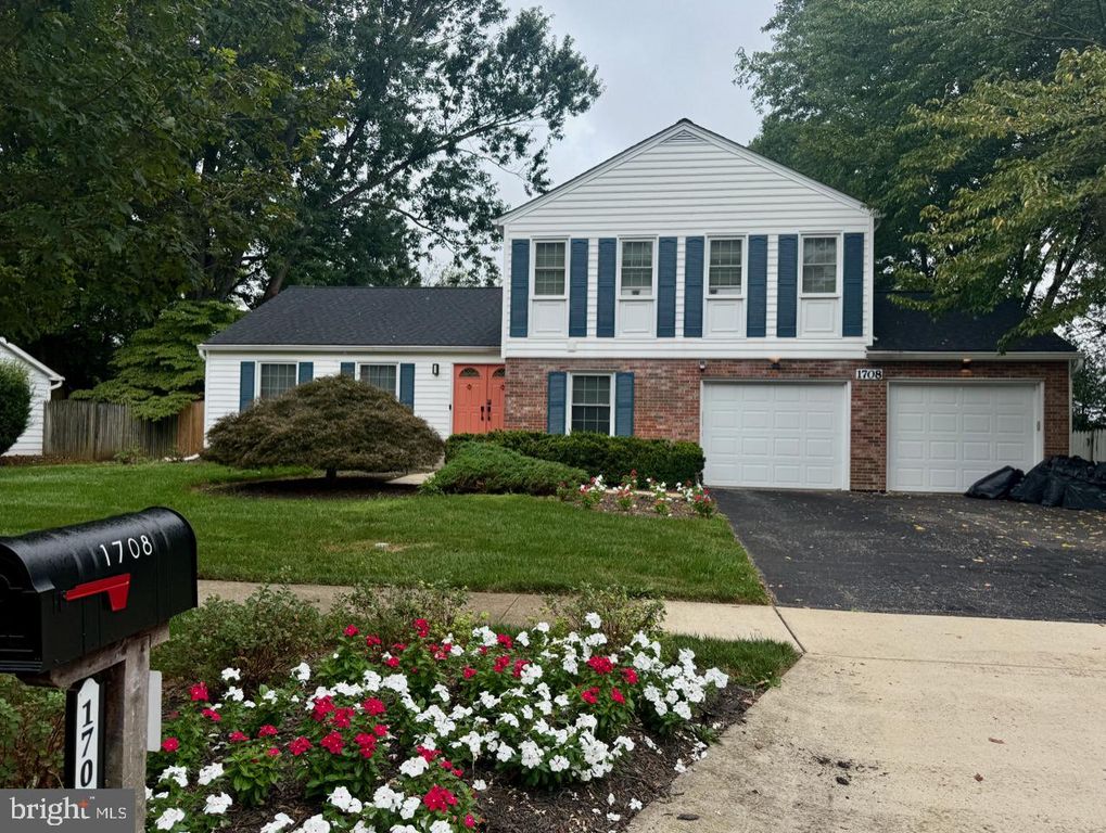 1708 SUNRISE DR, Rockville, MD 20854
