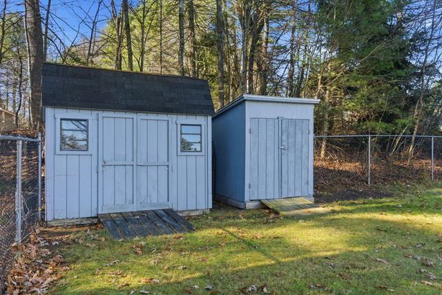 71 Goshen Drive, Loudon, NH 03307