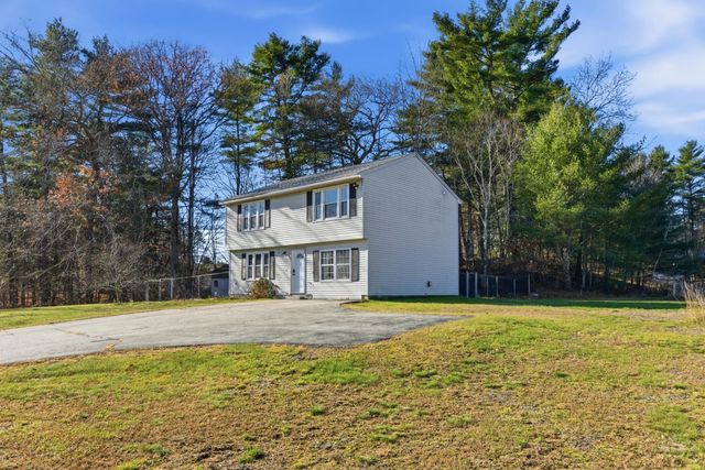 71 Goshen Drive, Loudon, NH 03307