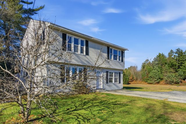 71 Goshen Drive, Loudon, NH 03307