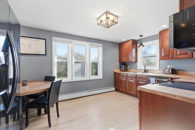 71 Goshen Drive, Loudon, NH 03307