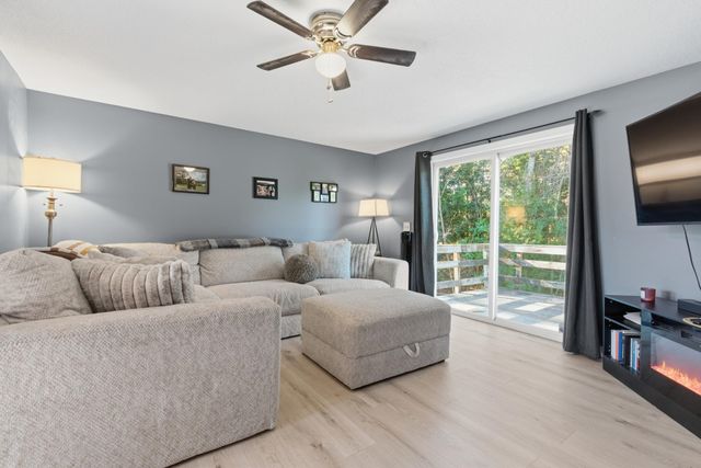 71 Goshen Drive, Loudon, NH 03307