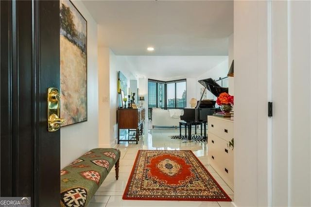 2870 Pharr Court South NW 3004, Atlanta, GA 30305
