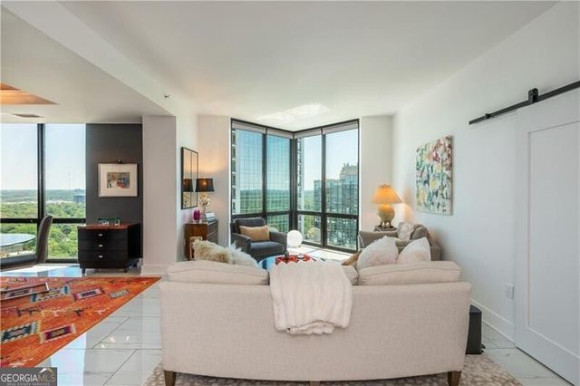 2870 Pharr Court South NW 3004, Atlanta, GA 30305