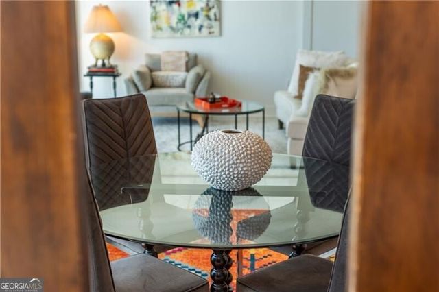 2870 Pharr Court South NW 3004, Atlanta, GA 30305