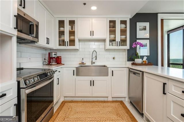 2870 Pharr Court South NW 3004, Atlanta, GA 30305