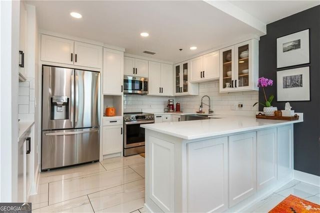 2870 Pharr Court South NW 3004, Atlanta, GA 30305