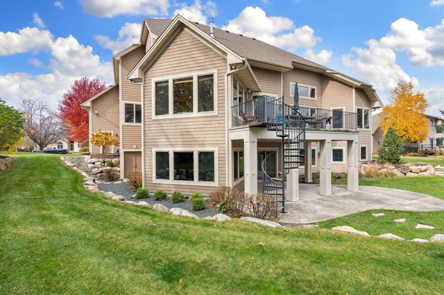 1859 Creekside Drive NE, Owatonna, MN 55060