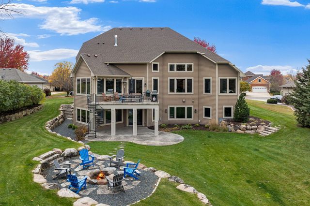 1859 Creekside Drive NE, Owatonna, MN 55060