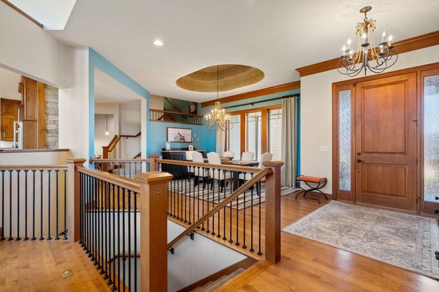 1859 Creekside Drive NE, Owatonna, MN 55060