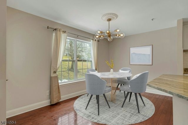 24 Dudley Ct, Green Brook Twp., NJ 08812