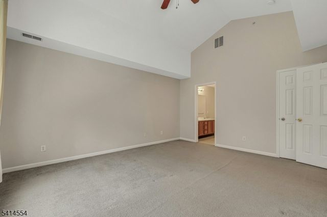 24 Dudley Ct, Green Brook Twp., NJ 08812